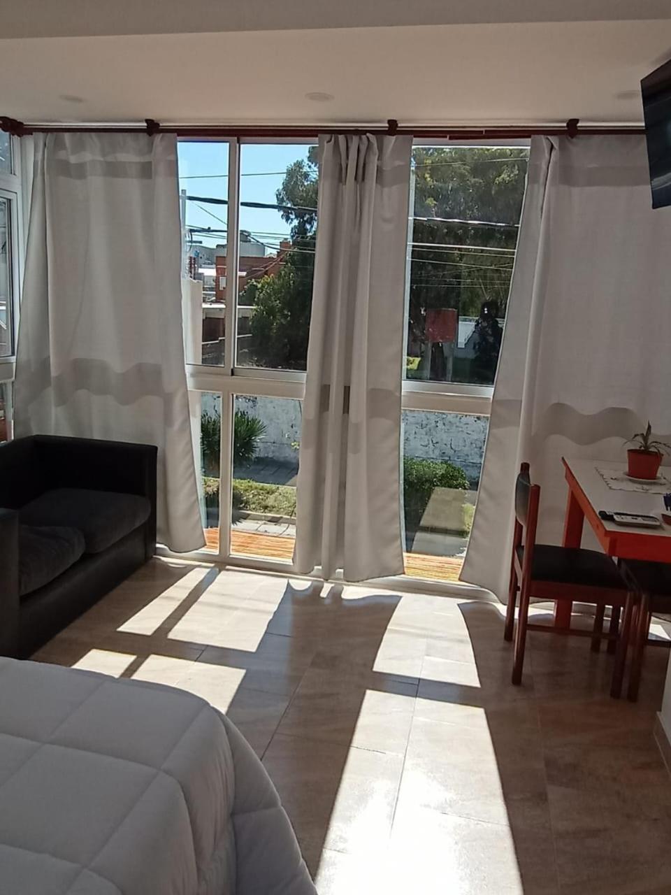Appartement Departamentos Mon à San Clemente del Tuyú Extérieur photo